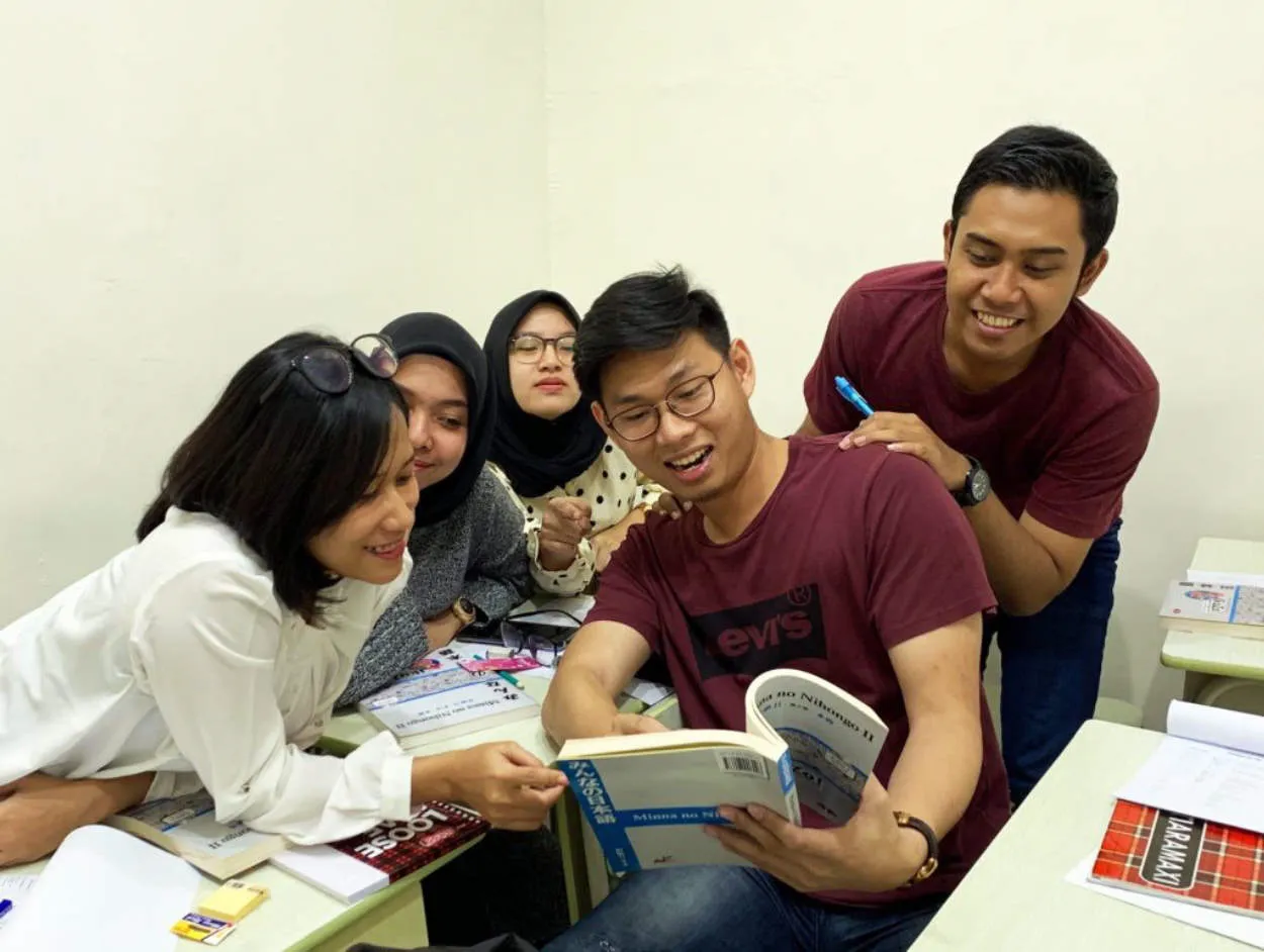 Mengatasi Bahasa Jepang: Tips Belajar Bahasa untuk Kehidupan Sehari-hari